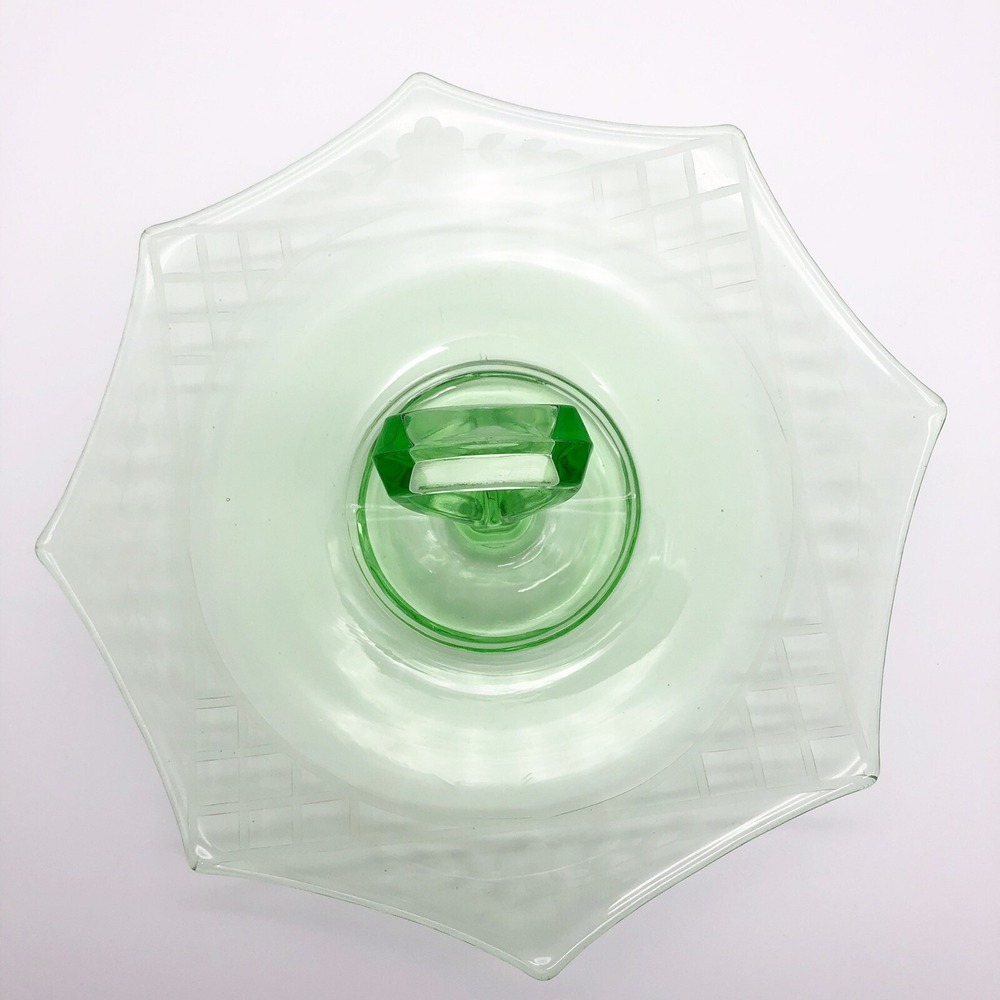 Vintage Green Depression Glass Handled Etched Floral Patterned Tidbit Tray - Picture 3 of 6
